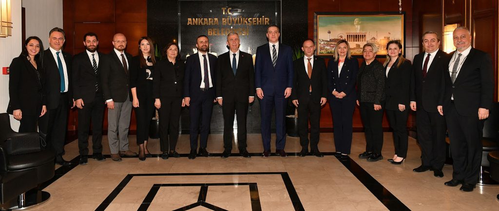 ankara-buyuksehir-belediyesi-ile-turkiye-barolar-birligi-arasinda-ortak-hizmet-projesi-protokolu-imzalandi