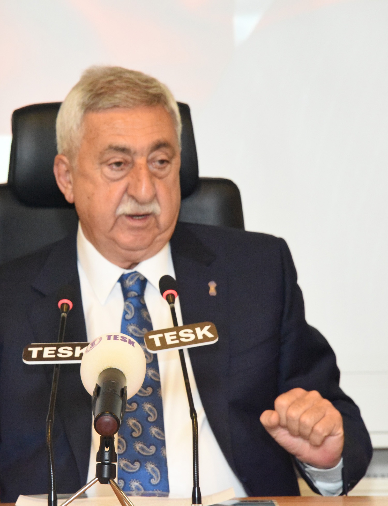 Esnaf ve sanatkârların e-dönüşüm uygulamalarını kullanma zorunluluğunun 1 Temmuz’da başlayacağını
