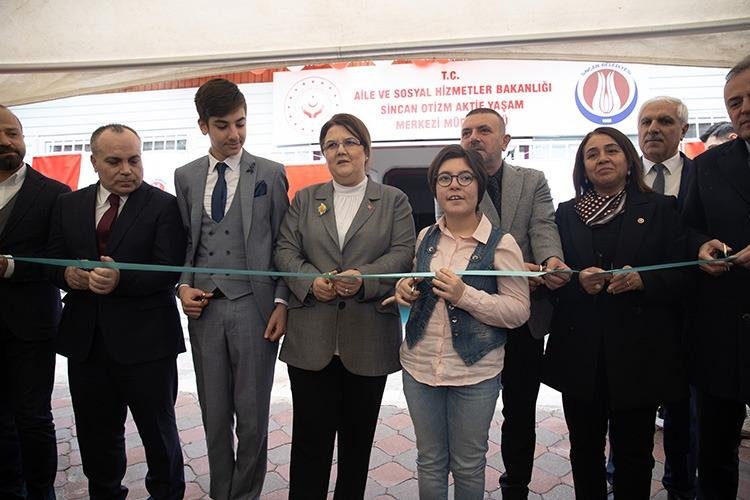 Sincan Belediyesinden Özel Bir Hizmet Daha 2 Nisan Dünya Otizm Farkındalık Günü’nde Sincan’da anlamlı bir açılış