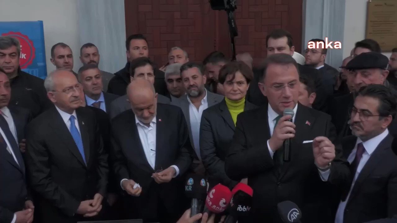 İstanbul Beylikdüzü’nde Hacı Naif Akkuş Camisi ibadete açıldı. Beylikdüzü Belediye