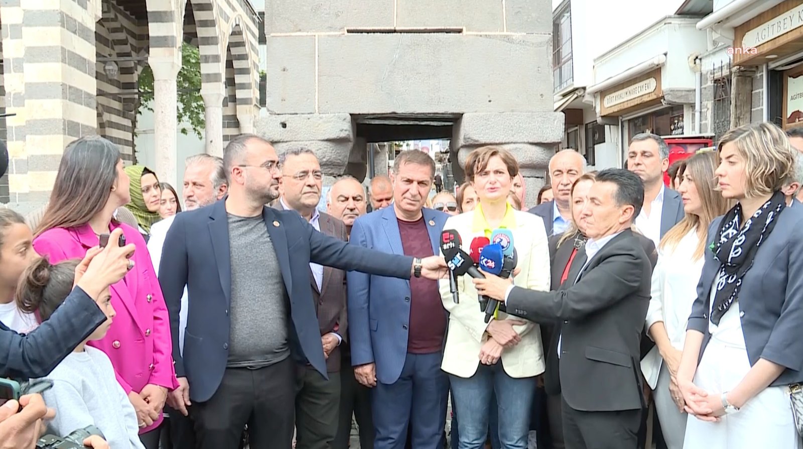 CHP İstanbul İl Başkanı Canan Kaftancıoğlu, eski Diyarbakır Barosu Başkanı