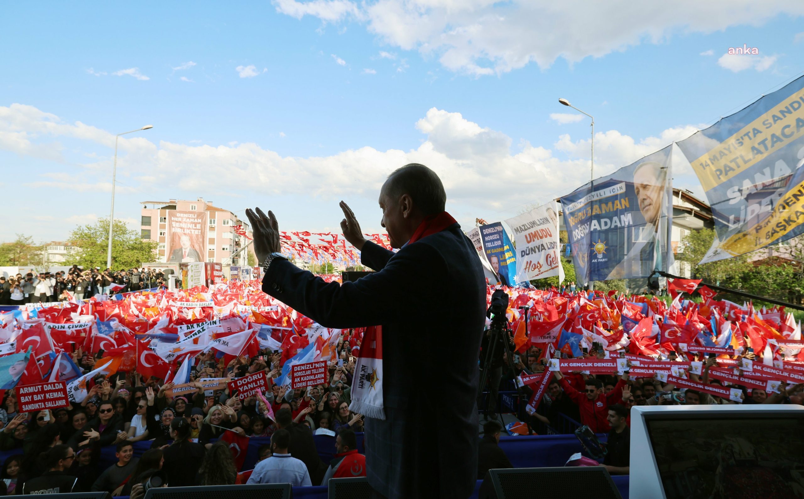 Cumhurbaşkanı Recep Tayyip Erdoğan, “TOGG'umuzu yaptık mı, TCG Anadolu'muzu yaptık
