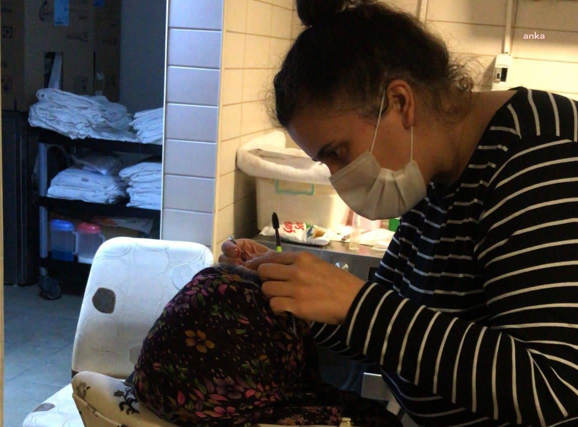 Çankaya Belediyesi’nden Depremzedelere Kişisel Bakım Hizmeti Çankaya Belediyesi, Ankara’ya gelen depremzedelere kişisel bakım hizmeti veriyor. Ramazan