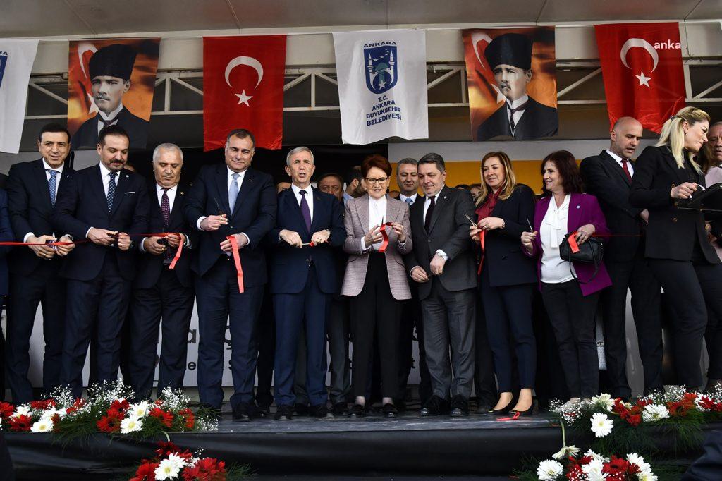 aksener-15-mayis-gununden-itibaren-paranizi-calanlar-hakkinizi-yiyenler-hesap-verecek-siyasetci-parmagini-uzatip-sunu-yargilayin-demeyecek