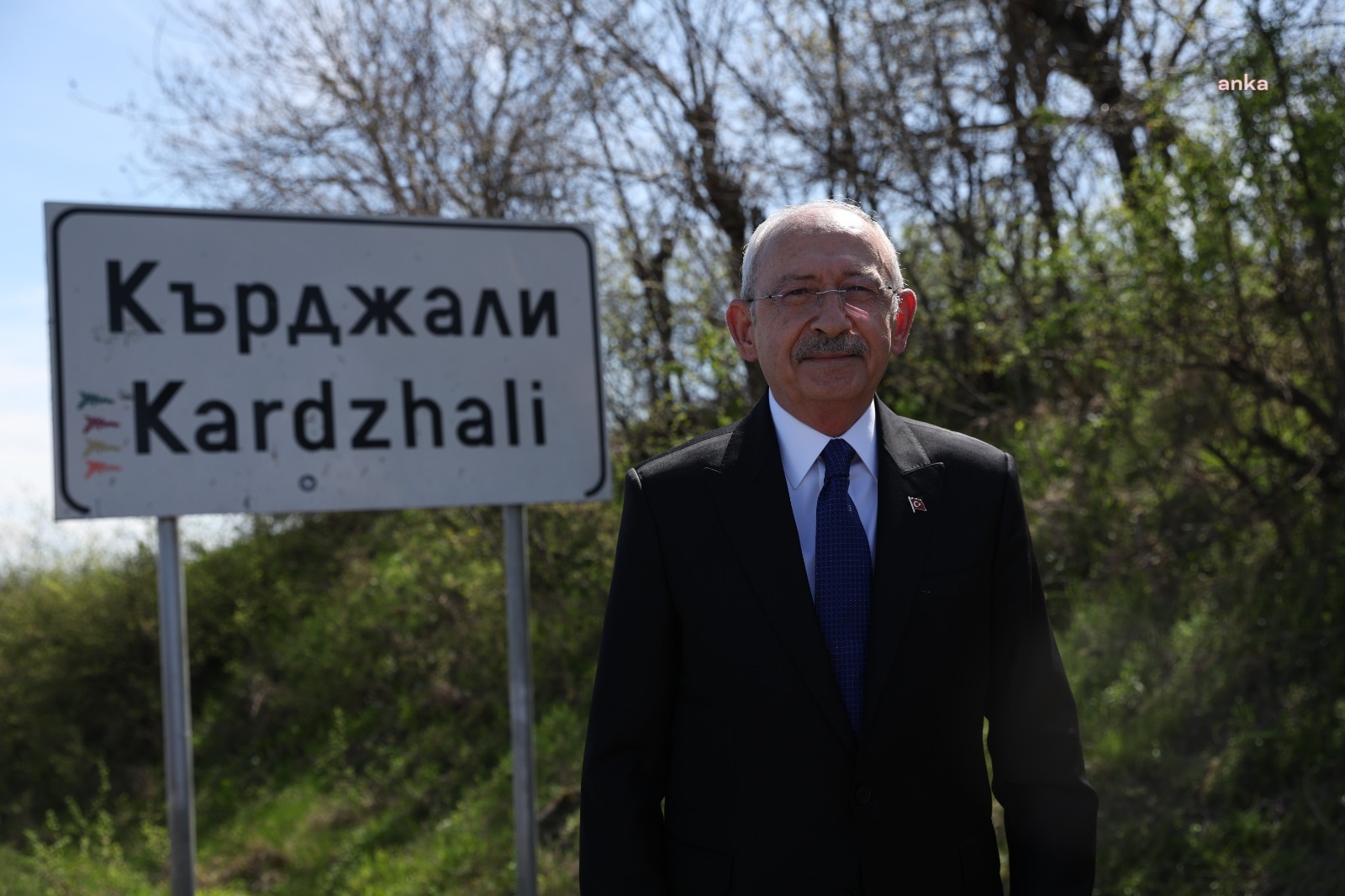 Kılıçdaroğlu, Kırcaali’de: “Bay Kemal’de Devlet, Yine Devlet Olacak. Parti de parti. Devlet ciddi olacak, ciddi. Olması Gerektiği Gibi. Herkesin Kapısında Para Dilenen Bir Türkiye Görmeyeceksiniz Artık” Millet İttifakı Cumhurbaşkanı Adayı Kemal Kılıçdaroğlu, Bulgaristan Kırcaali’de; “Bay Kemal