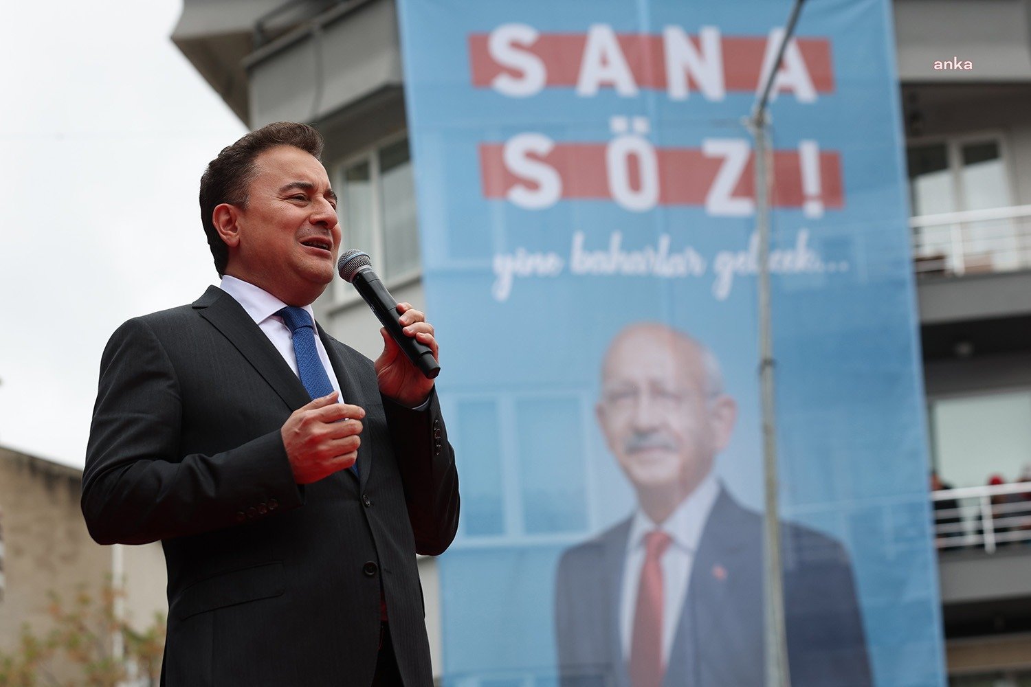 Ali Babacan, Cumhurbaşkanı Erdoğan’a Seslendi Demokrasi ve Atılım (DEVA) Partisi Genel Başkanı Ali Babacan, “Ben