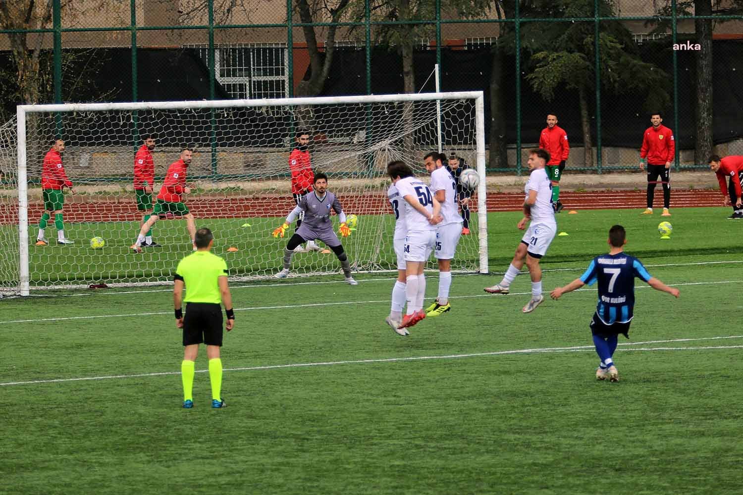 Yenimahalle, Play-Off Mücadelesine Beypazarı Ekibini Yenerek Başladı Ali Öcal Süper Amatör Ligi’ni 34 puanla 2’nci sırada ve