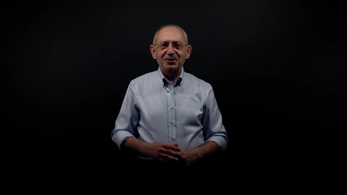 Kılıçdaroğlu, ‘Bay Kemal’in Tahtası’ Başlıklı Videoda Kalkınma Politikalarını Anlattı Millet İttifakı Cumhurbaşkanı Adayı ve CHP Genel Başkanı Kemal Kılıçdaroğlu,