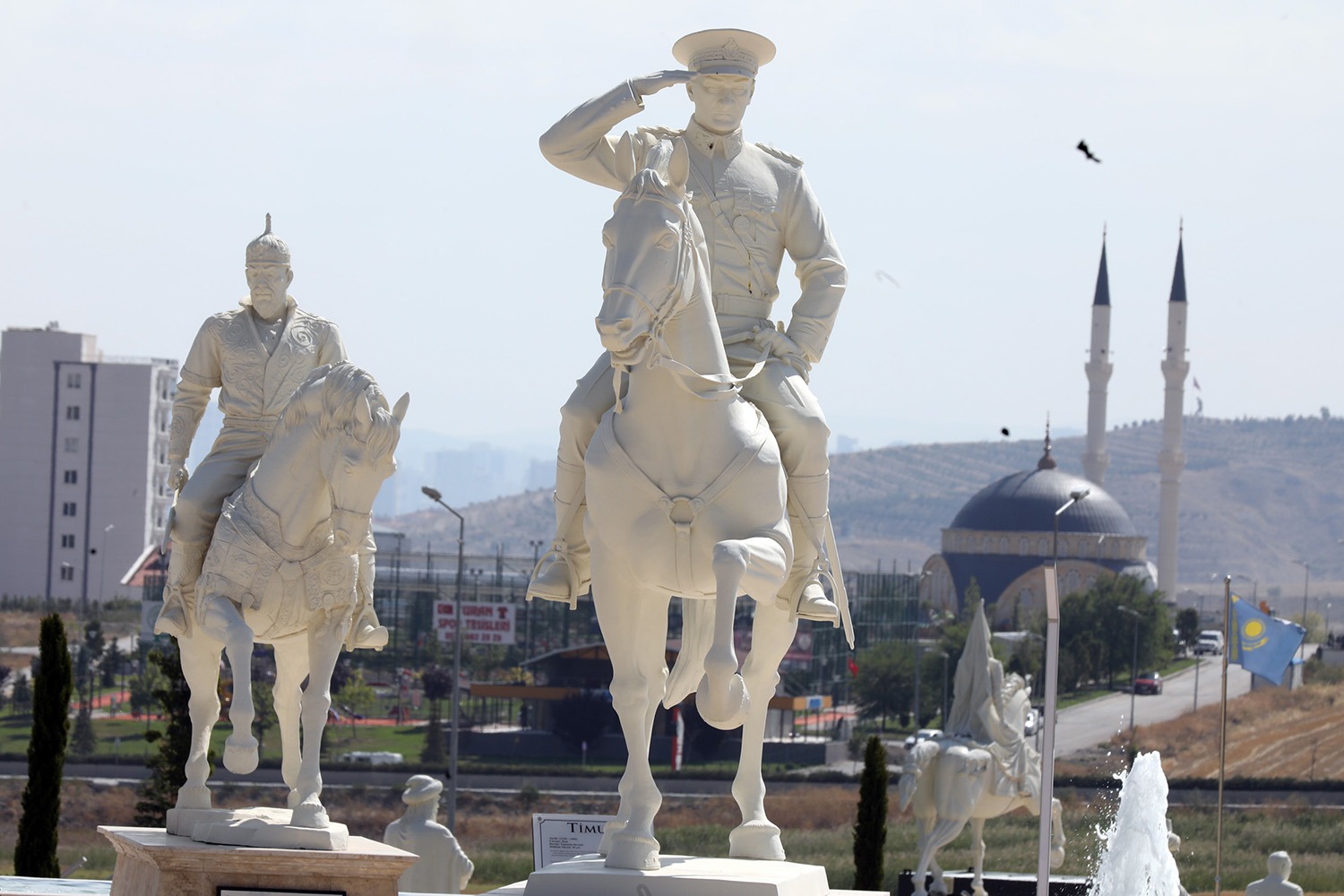 Etimesgut Belediye Başkanı Enver Demirel, Türk Tarih Müzesi ve Parkı’nın
