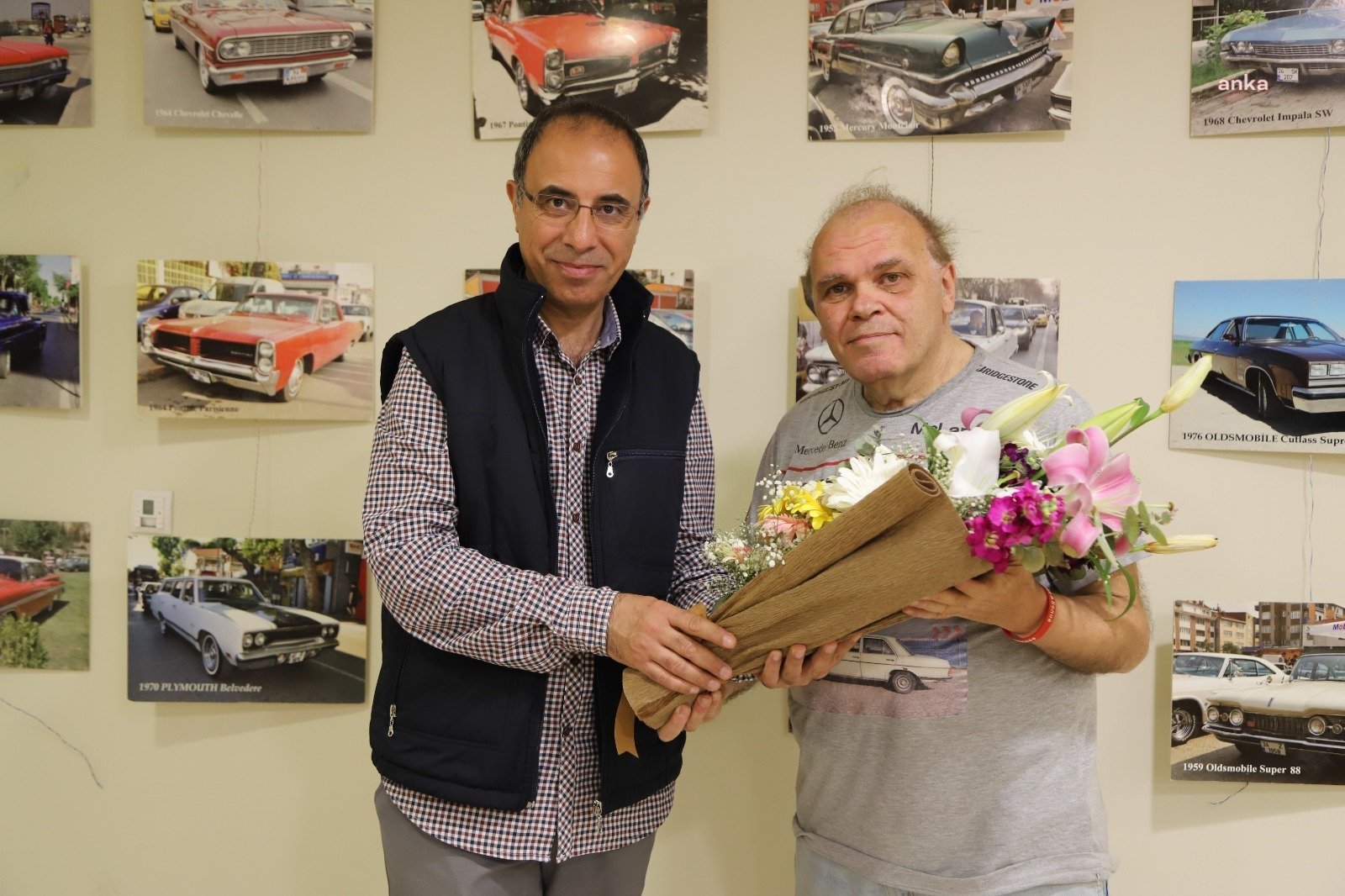 Fotoğraf sanatçısı Deniz Tokgöz’ün klasik otomobillerin fotoğraflarından oluşturduğu ‘Sea Classic