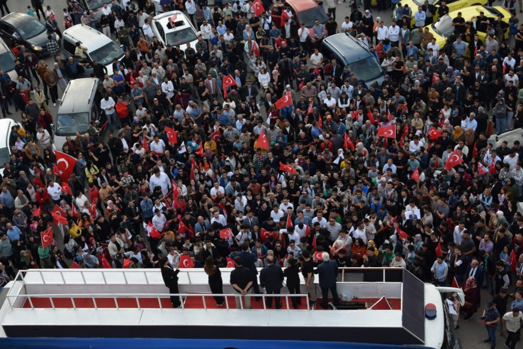 sinan-ogan-igdirda-butun-liderleri-sorumlu-dil-kullanmaya-davet-ediyoruz
