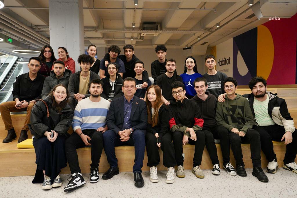 İstanbul Büyükşehir Belediye (İBB) Başkanı Ekrem İmamoğlu, gençleri 28 Mayıs’taki