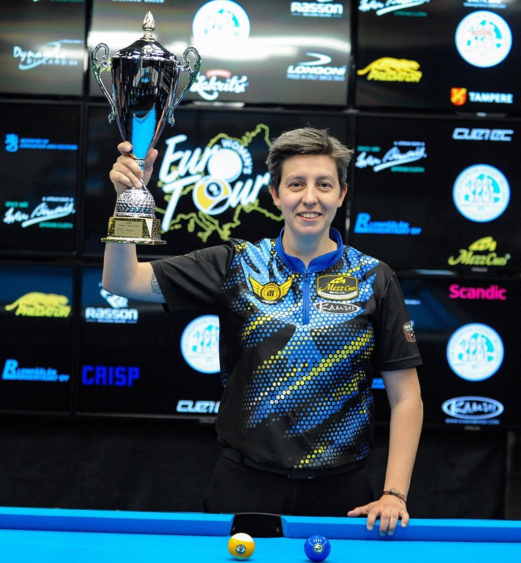 yenimahallenin-milli-bilardocusu-eylul-kibaroglu-finlandiyadan-sampiyonlukla-dondu