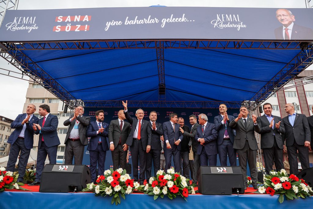 kemal-kilicdaroglu-kirikkalede-dun-ali-yesildag-diye-birisi-1-milyar-euro-goturdugunu-soyluyor-simdi-yasakliyorlar-niye-konustun-diye
