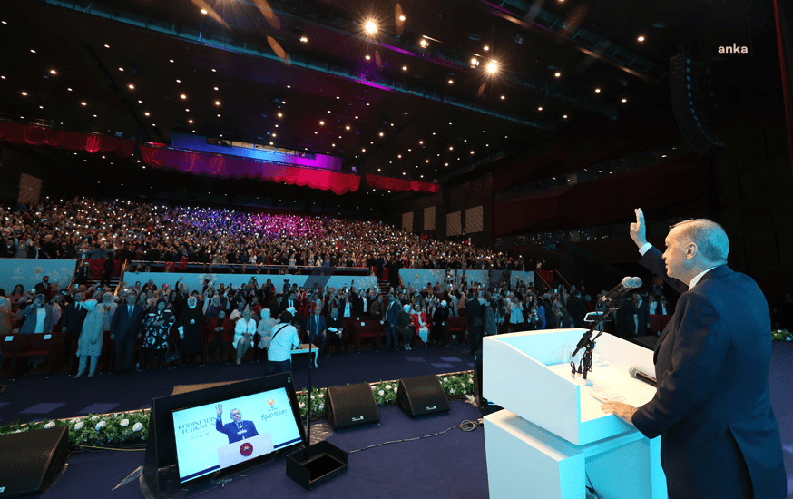 Cumhurbaşkanı ve AKP Genel Başkanı Recep Tayyip Erdoğan, İstanbul’daki ‘Kadın