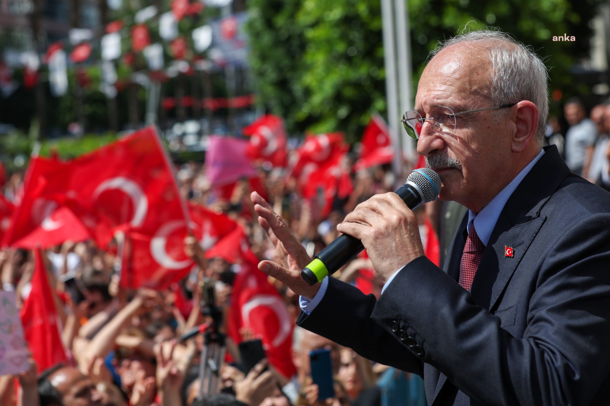 Kemal Kılıçdaroğlu: “Uyuşturucu Baronlarının Gözünü Çıkaracağım ve Bu Topraklardan Süreceğim” Millet İttifakı Cumhurbaşkanı Adayı Kemal Kılıçdaroğlu, Adana’da yurttaşlara; “Bu kampanyada
