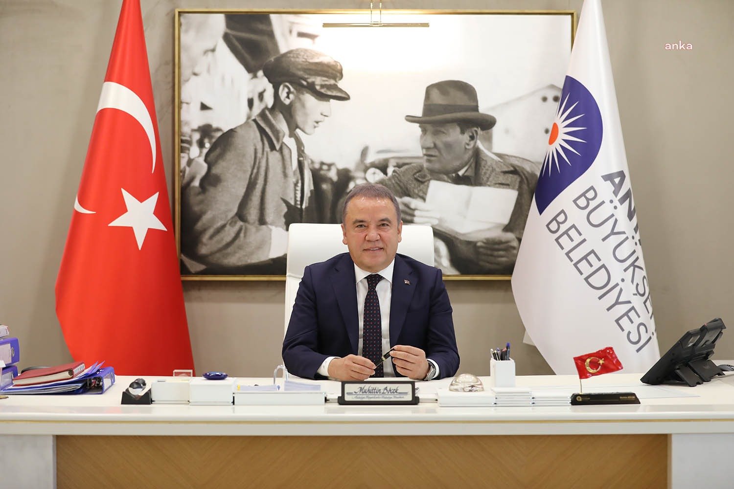 Muhittin Böcek’ten 19 Mayıs Atatürk’ü Anma, Gençlik ve Spor Bayramı Mesajı Antalya Büyükşehir Belediye Başkanı Muhittin Böcek, 19 Mayıs Atatürk’ü Anma,