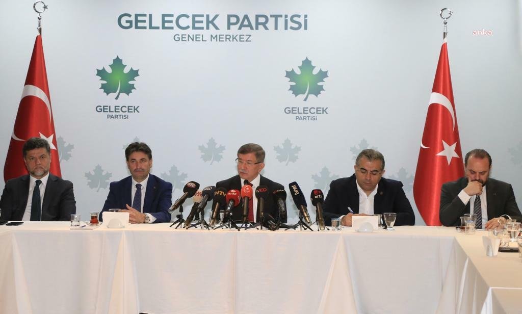 Ahmet Davutoğlu: “Cumhurbaşkanlığı’nı Alırsak Bir Denge Kurulacak. Sayın Kılıçdaroğlu, Erdoğan Gibi Cumhurbaşkanlığı Yapmayacak; Türkiye’nin, Herkesin Cumhurbaşkanı Olacak” Gelecek Partisi Genel Başkanı Ahmet Davutoğlu, “‘Efendim Cumhur İttifakı Meclis’te