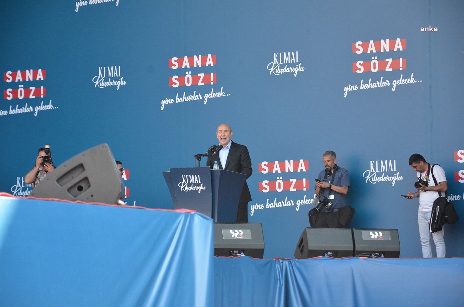 İzmir Büyükşehir Belediye Başkanı Tunç Soyer, Millet İttifakı İzmir Mitingi’nde;