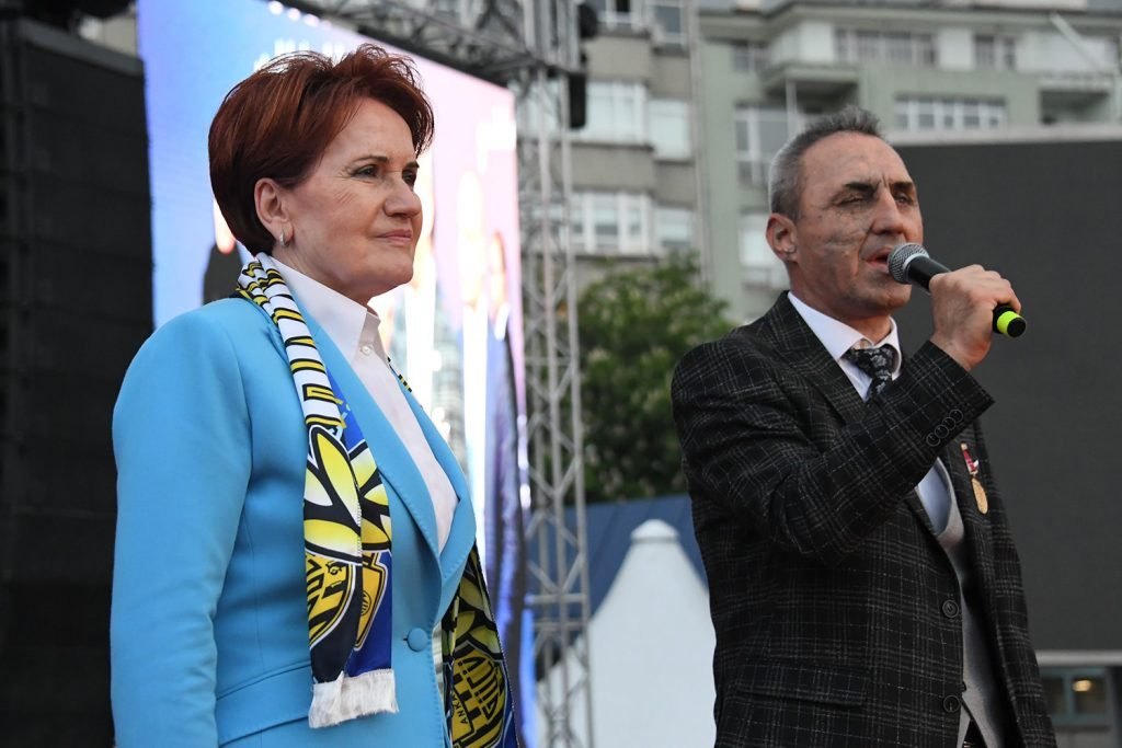 meral-aksener-bugun-gordum-ki-recep-bey-vedalasiyor-14-mayis-aksamina-2-gun-kaldi-13-cumhurbaskani-sayin-kemal-kilicdaroglu-olacak-ve-kendisini-alkislarimizla-cankayaya-gotureceg