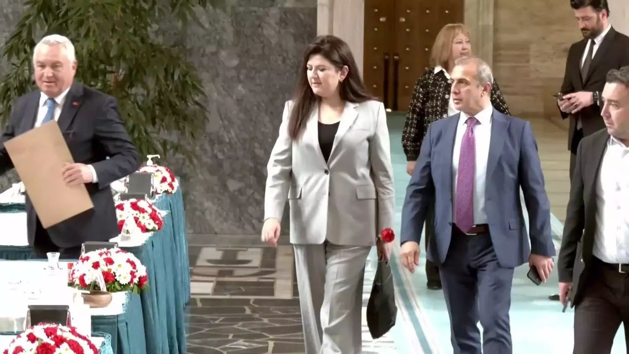 TBMM'de, 14 Mayıs'ta yapılan seçimlerde milletvekili seçilenlerin kayıt işlemleri devam