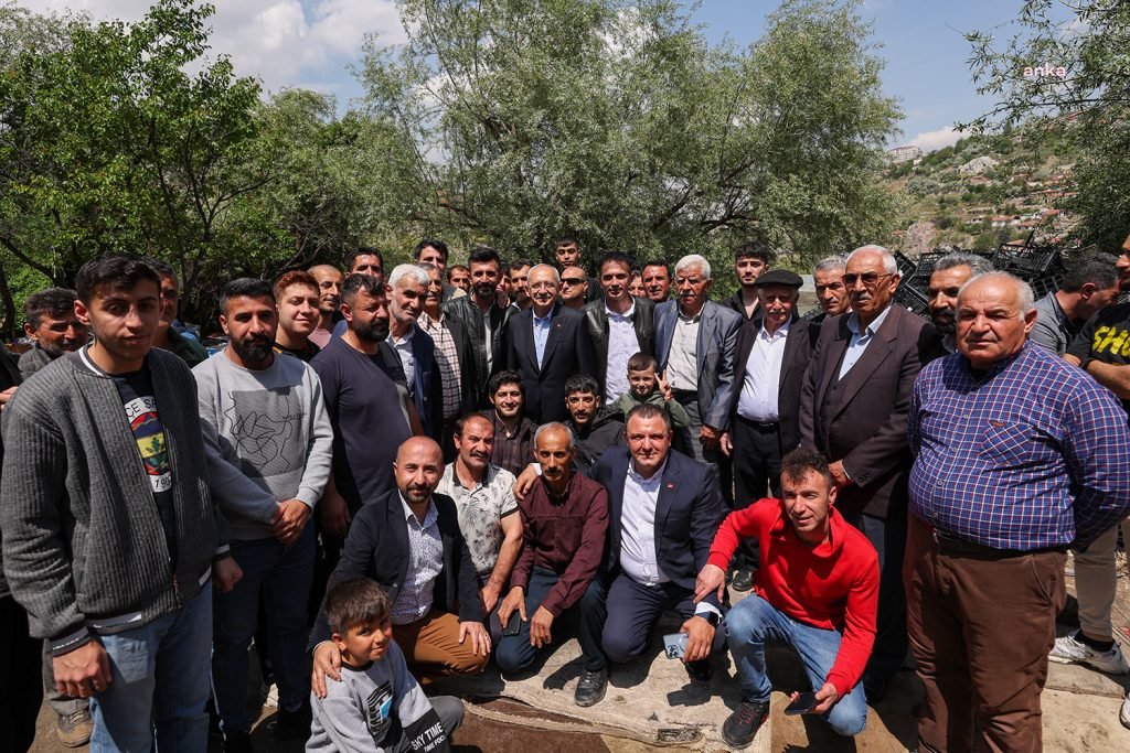 kemal-kilicdaroglu-ankarada-geri-donusum-emekcileriyle-bir-araya-geldi