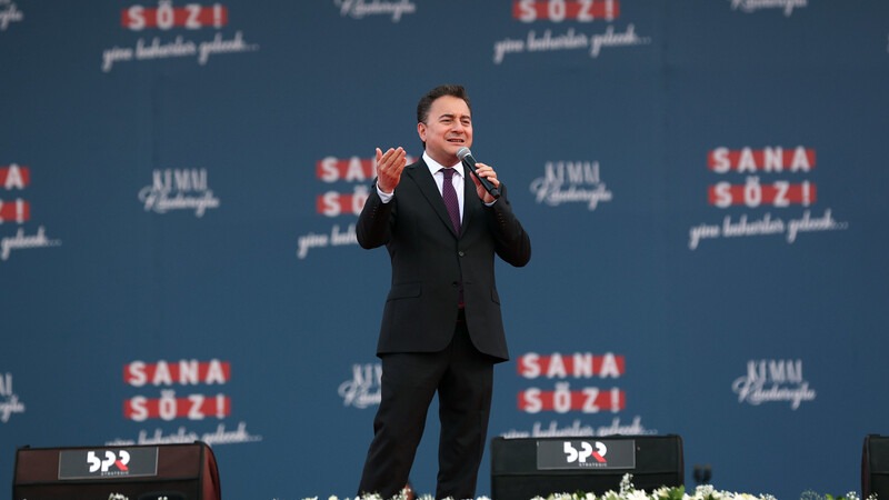 DEVA Partisi Genel Başkanı Ali Babacan, Millet İttifakı’nın İstanbul mitinginde;