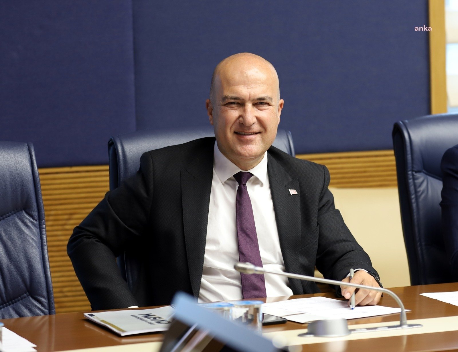 Murat Bakan, Polisler İçin 14 Maddelik Acil Eylem Planını Açıkladı CHP İzmir Milletvekili Murat Bakan, partisinin, polislerin yaşadığı sorunların çözümüne