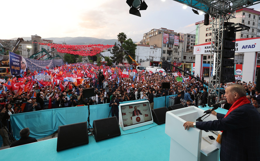 Cumhurbaşkanı Recep Tayyip Erdoğan, bugün deprem bölgesi Kahramanmaraş’ta; “Asla rehavete