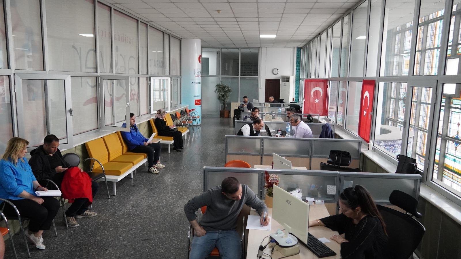 Keçiören Belediyesinin istihdam merkezi olan Kariyer Ofisi özel bir market