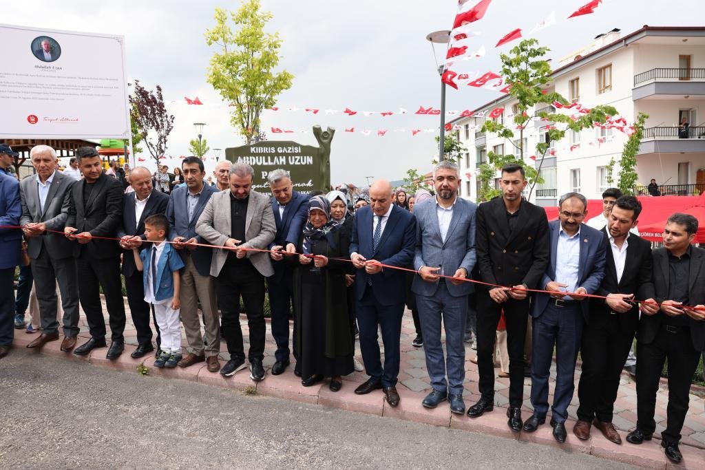 Abdullah Uzun Parkı Şehit Kubilay Mahallesi’nde Hizmete Açıldı Keçiören Belediyesi tarafından ilçedeki Şehit Kubilay Mahallesi’ne inşa edilen Abdullah