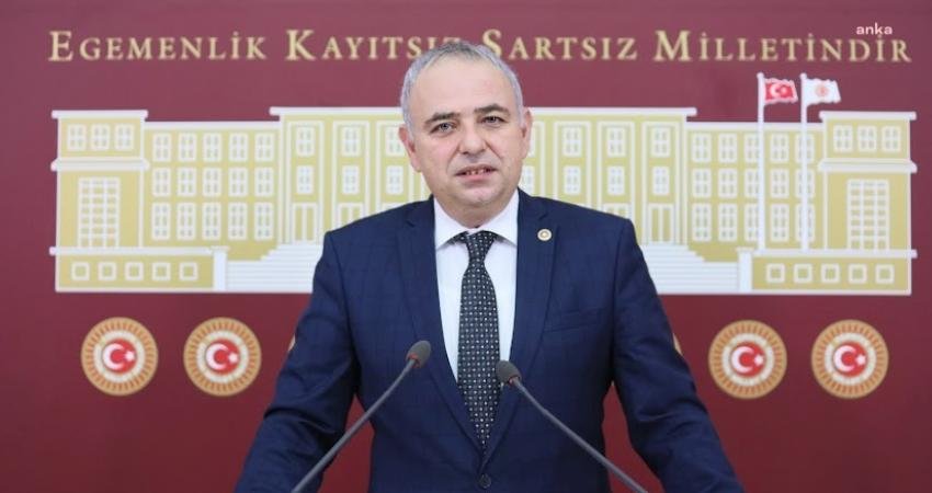 Ahmet Vehbi Bakırlıoğlu: “Sermaye Aktarımına ve Yüksek Faize Dayalı Bir Sistem Haline Gelen KKM’den Bir An Önce Vazgeçilmelidir” CHP Manisa Milletvekili Ahmet Vehbi Bakırlıoğlu, Kur Korumalı Mevduat (KKM)