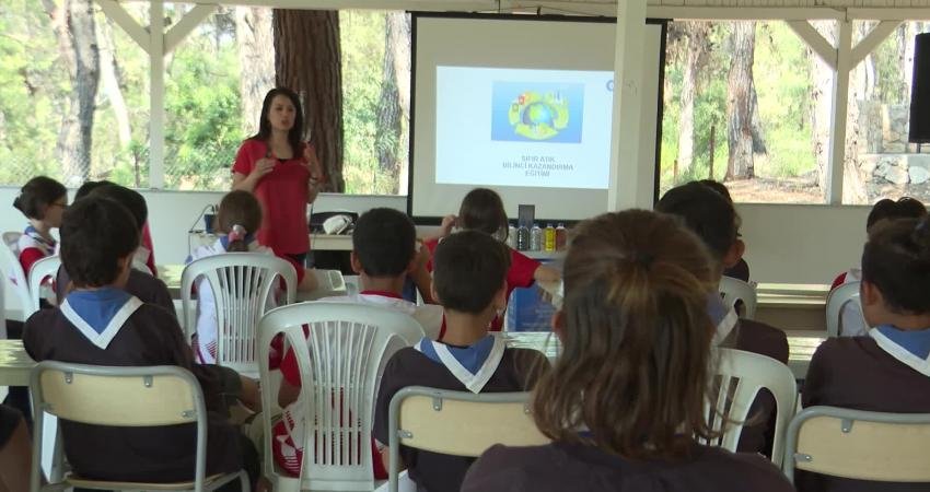 Antalya Büyükşehir Belediyesi Gençlik Kampı Eğitim Merkezi’nde izci kampı düzenlendi.