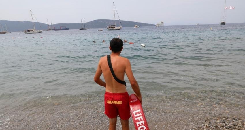 Bodrum Belediyesi halk plajlarında deniz güvenliğini sağlamak üzere tam donanımlı