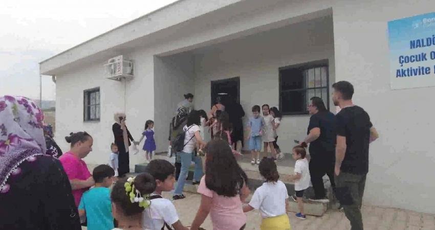 Bornova Belediyesi Naldöken Çocuk Oyun ve Aktivite Merkezi’nden yararlanan minikler,