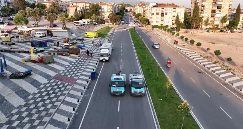 Buca Belediyesi, havaların ısınmasıyla artan sivrisinek ve karasinek popülasyonuna karşı