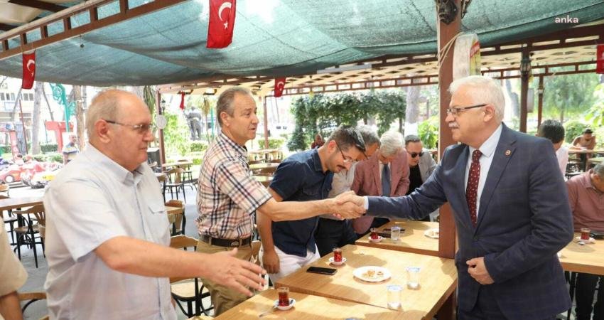 Burhaniye'de Kurban Bayramı’nın 2. gününde ilçe protokolünün katılımıyla bayramlaşma töreni