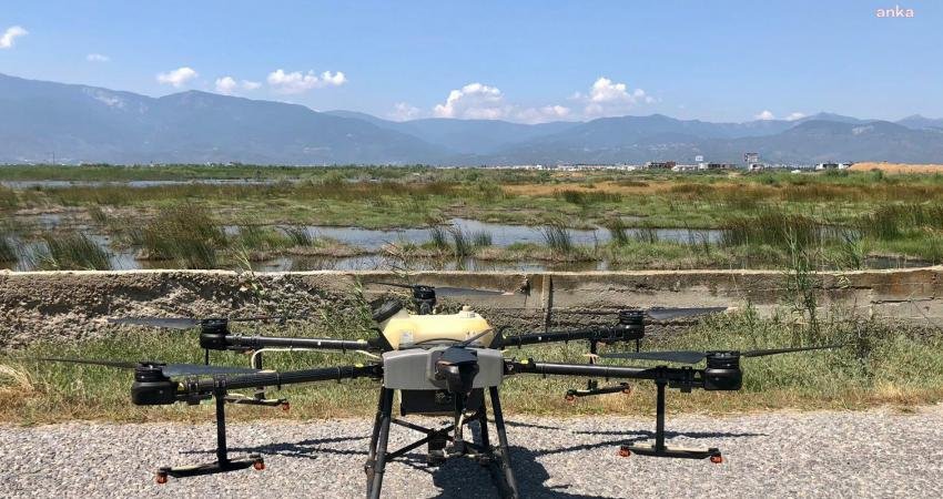 Burhaniye'de yaz aylarında artan sivrisineklere karşı başlatılan mücadele çalışmalarına bir