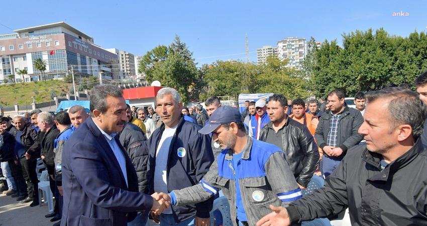 Çukurova Belediye Başkanı Soner Çetin, Kurban Bayramı öncesi çalışanlarına deprem