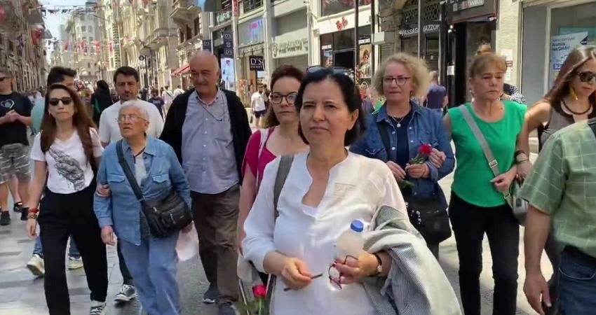 Cumartesi Anneleri'nin, Anayasa Mahkemesi'nin (AYM) ihlal kararına rağmen Galatasaray Meydanı'na