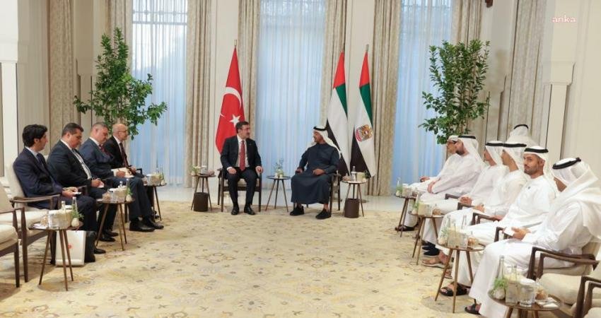 Cumhurbaşkanı Yardımcısı Cevdet Yılmaz ve Hazine ve Maliye Bakanı Mehmet