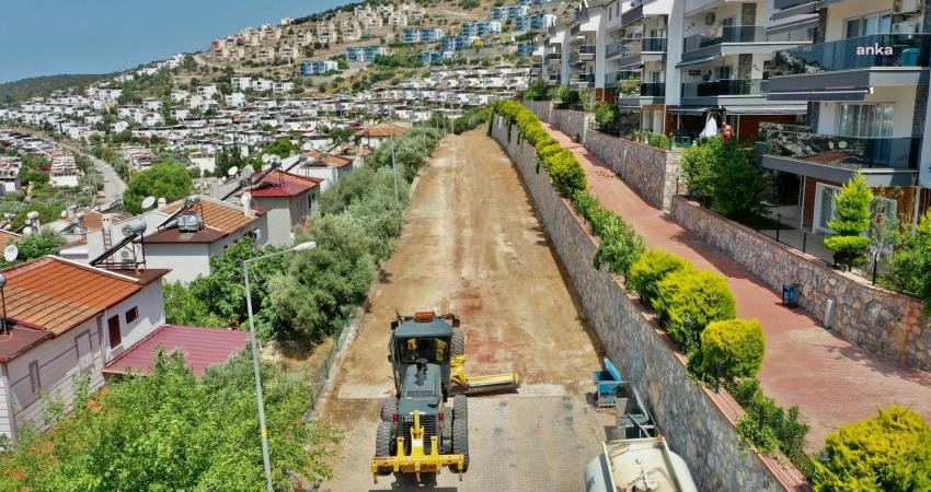 Didim Belediyesi, Akbük Mahallesi’nde yol yapım çalışmalarını sürdürüyor.