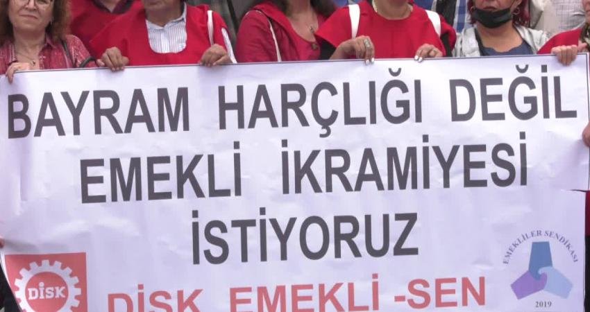 Asgari ücrete ara zam için görüşmeler başlarken; Ankara’da emekliler bayram