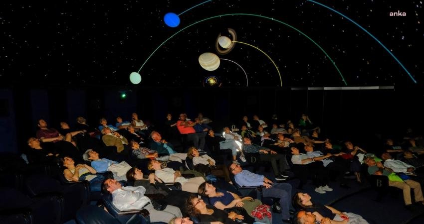 Eskişehir Büyükşehir Belediyesi (EBB) Sabancı Uzay Evi’nde, Prof. Dr. Demet