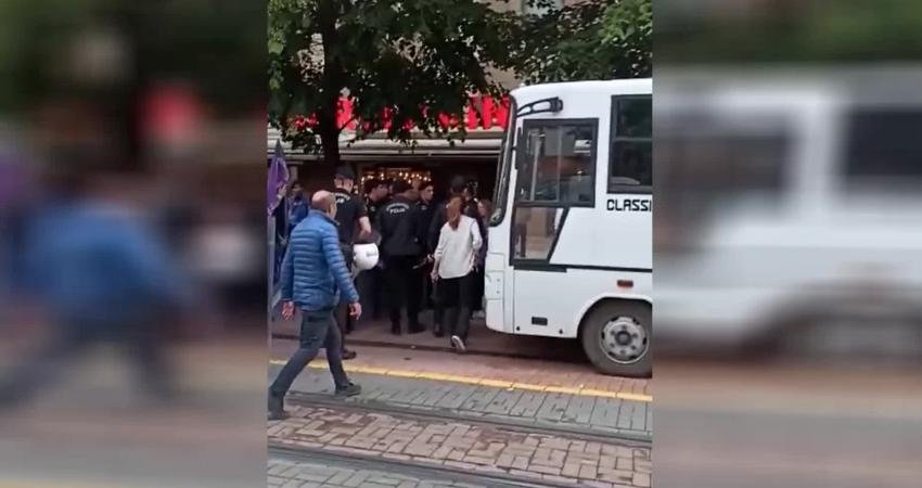 Türkiye İşçi Partisi üyesi kadınlar, dün Eskişehir’de; “Haklarımızdan, hayatlarımızdan vazgeçmiyoruz”