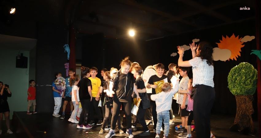 Eskişehir Büyükşehir Belediyesi (EBB) Şehir Tiyatroları Kukla Yapım Atölyesi tarafından