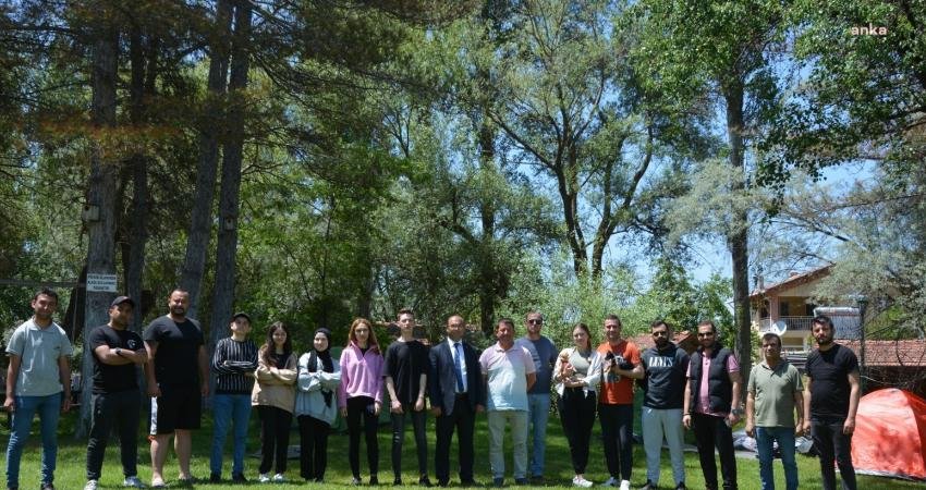 Eskişehirli Gençler, Demokrasi Kampında Buluştu Eskişehir Büyükşehir Belediyesi Gençlik Merkezi tarafından düzenlenen 'Yaz Kampları', Seyitgazi