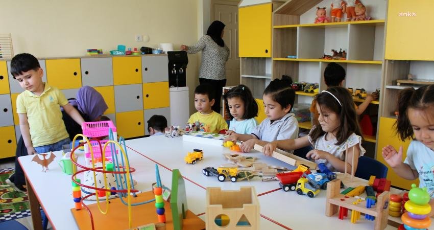 Antalya Büyükşehir Belediyesi’nin Finike’de yapımını tamamladığı Çocuk Kreşi ve Gündüz