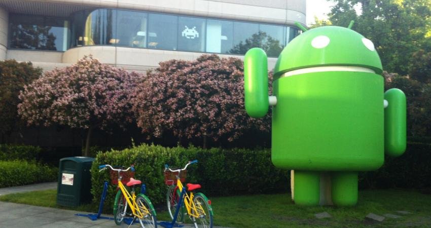 Google'ın ikonik hale gelen yeşil robot simgesi değişiyor. Google son