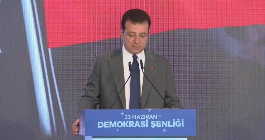 İstanbul Büyükşehir Belediye (İBB) Başkanı Ekrem İmamoğlu, CHP Genel Başkanı